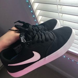 women’s nike sb sneakers